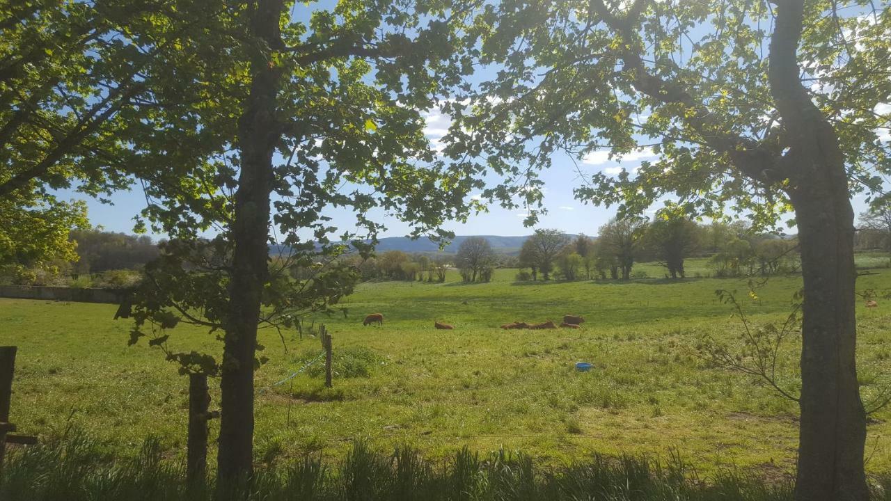 Gitesdecampagne Saint-Etienne-de-Fursac ภายนอก รูปภาพ